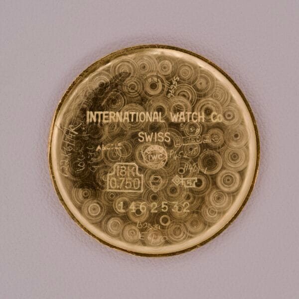 IWC "Stubby Lugs" Calatrava 18k Yellow Gold Cal. 401 - Image 10