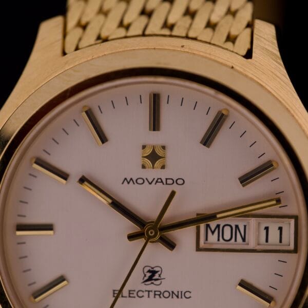 Movado - Zenith Electronic Day/Date Tuning Fork Zenith Cal. 505 New Old Stock - Image 12