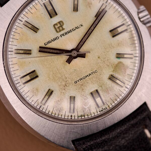Girard Perregaux Gyromatic Stainless Steel Cushion Case Ref. 9382 GA - Image 2