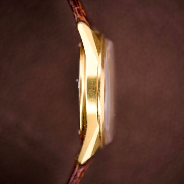 Bulova Wrist Alarm Gold Tone Case Manual Wind Cal. 11AERC - Image 6