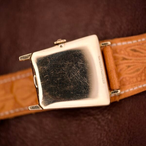 Wittnauer Asymmetrical Case Ref. 2025 Manual Wind Cal. 9E - Image 8