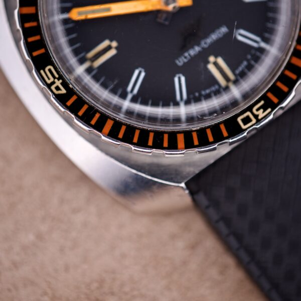 Longines Ultra Chron Diver Ref. 7970-4 Balkelite Bezel Stainless Steel - Image 2