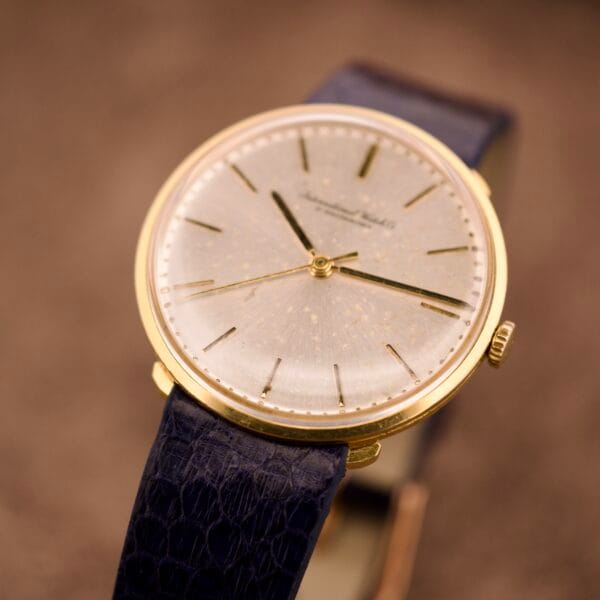 IWC "Stubby Lugs" Calatrava 18k Yellow Gold Cal. 401 - Image 7