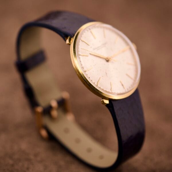 IWC "Stubby Lugs" Calatrava 18k Yellow Gold Cal. 401 - Image 8