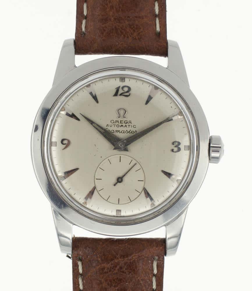 Omega Seamaster 2576 1 Vintage Omega Seamaster bumper automatic watch