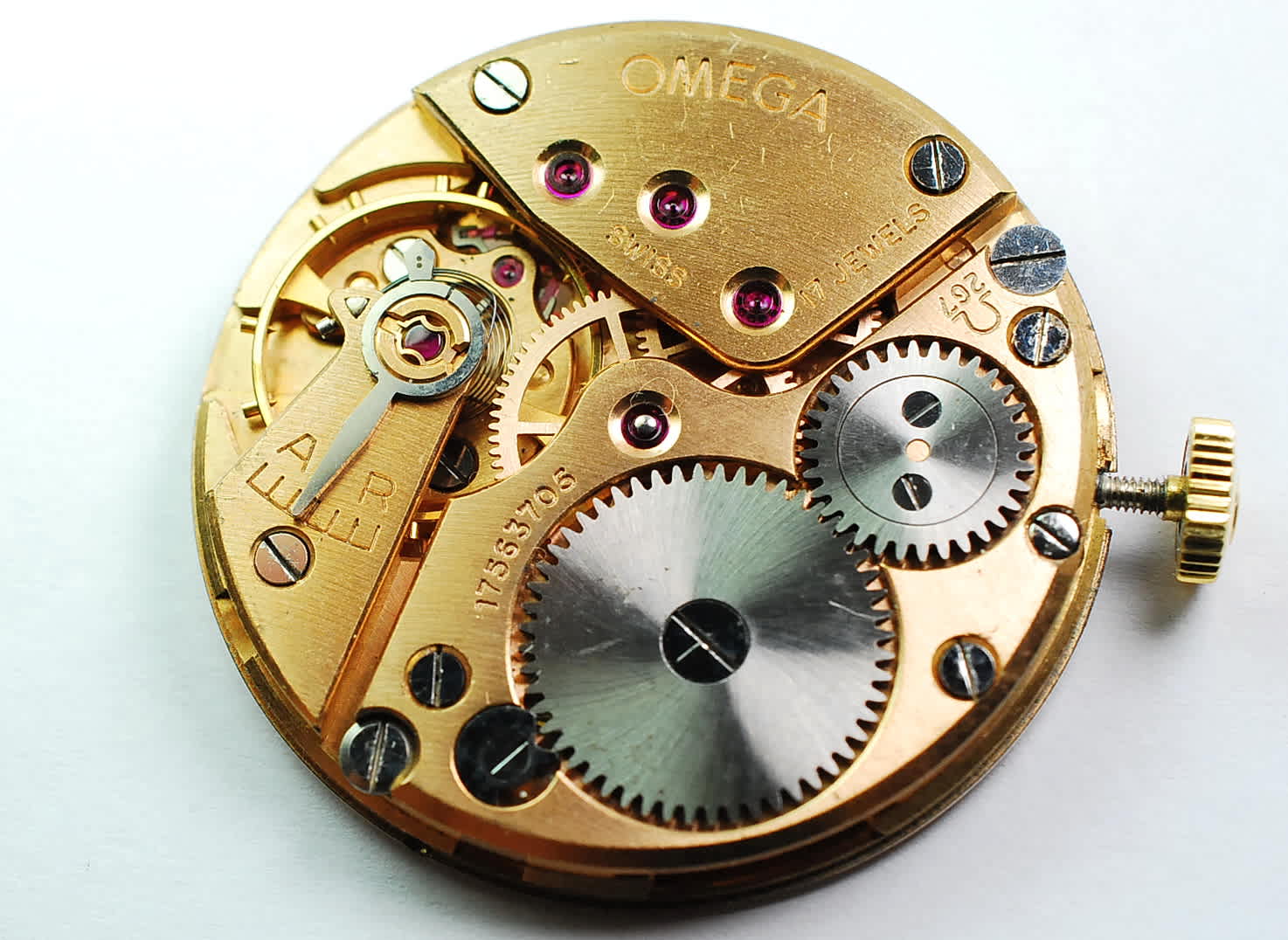 ( RESERVED ) OMEGA caliber 267 complete and working - mechanical with  manual winding - year 1960