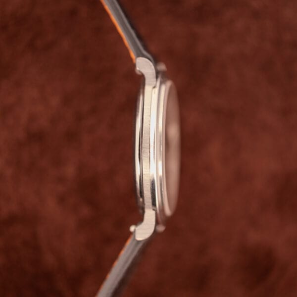 Omega Constellation Ultra Thin 157.0001 case side view showing slim profile and lug shape