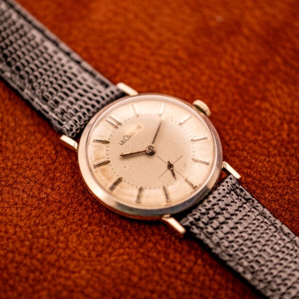 Vintage LeCoultre 3022 case profile three-quarter, white gold filled lyre lugs and acrylic crystal doming