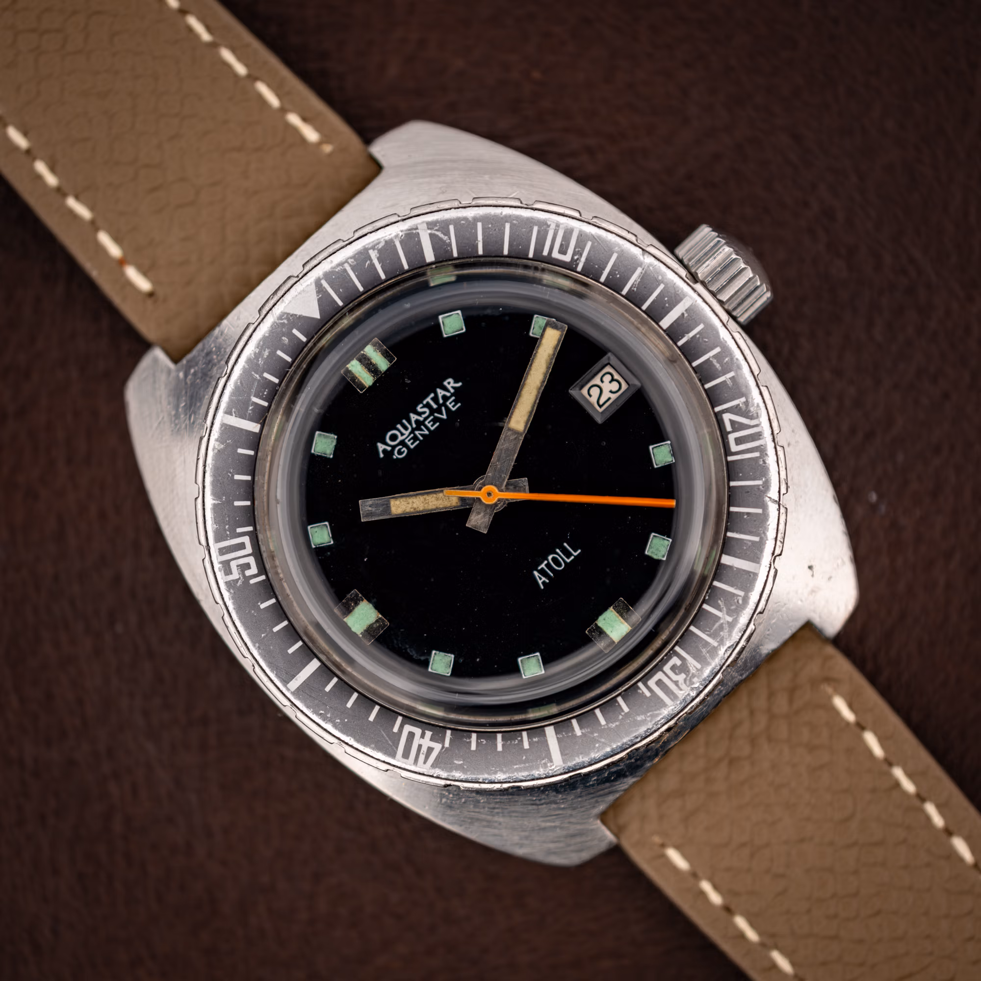 Aquastar Geneve Atoll Ref. 1001 vintage skin diver on mud grey Saffiano leather strap, matte black dial with orange sweep seconds