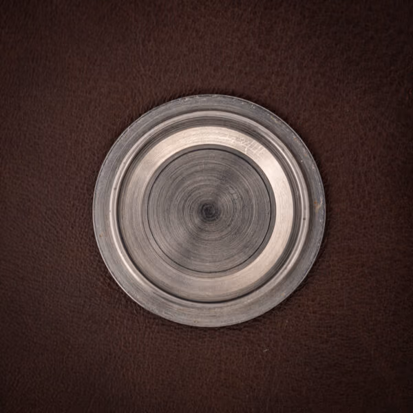 Aquastar Geneve Atoll Ref. 1001 inside view of the stainless steel screw-down caseback showing concentric machining