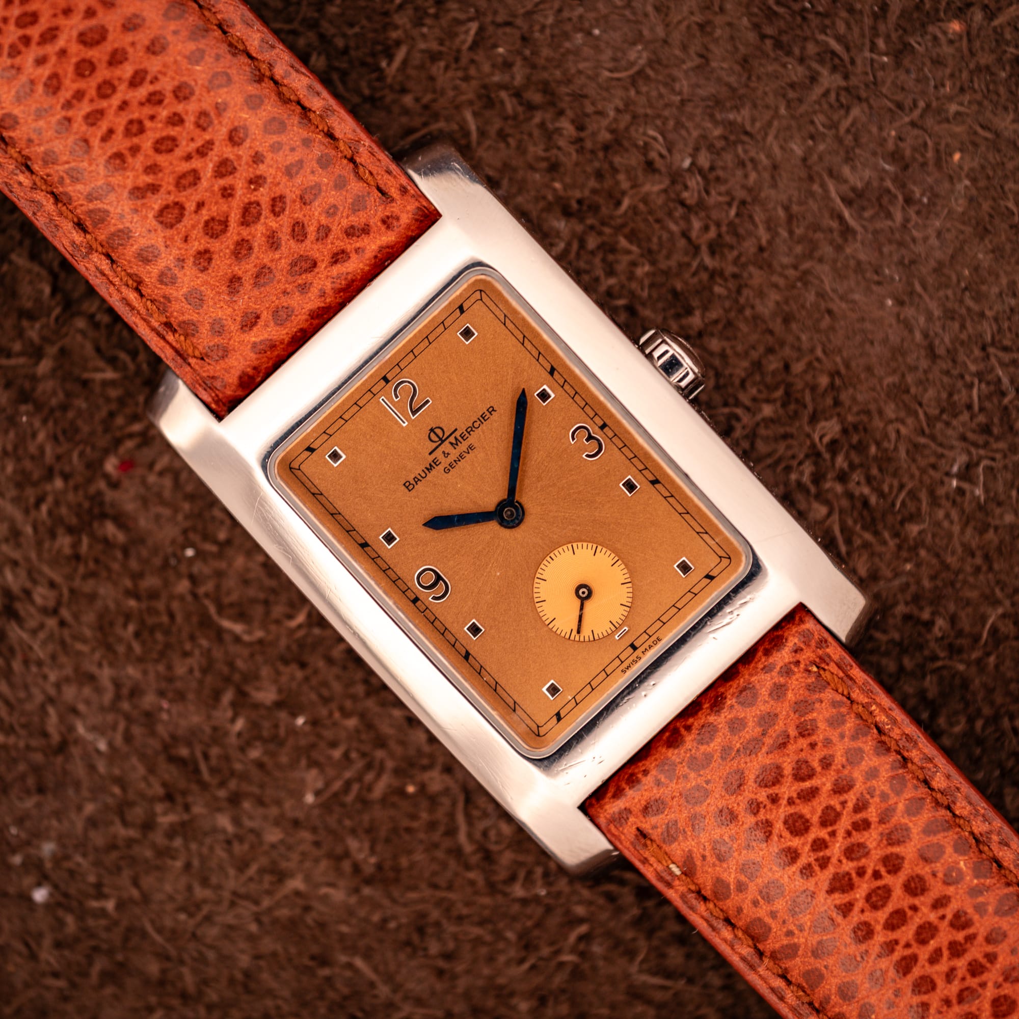 DSCF3182 Baume & Mercier Hampton MV045063 polished stainless tank case with copper salmon dial on signed brown lizard leather strap, overhead view