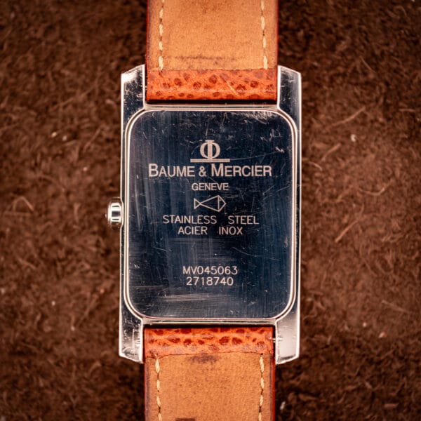 Baume & Mercier Hampton MV045063 stainless steel caseback engraved BAUME & MERCIER GENEVE with hourglass mark, STAINLESS STEEL ACIER INOX, MV045063 and serial 2718740