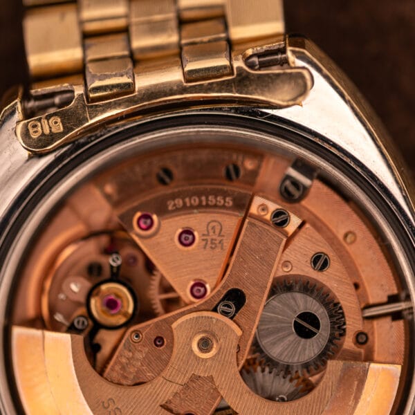 Omega caliber 751 bridge stamped 751 and Omega with serial 29101555 and 818 case-maker stamp on inner caseback