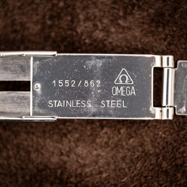 Omega Constellation 1512.30 folding clasp interior stamped 1552/862 OMEGA STAINLESS STEEL with Omega triangle hallmark