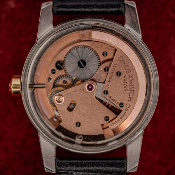 Omega caliber 354 bumper automatic movement, copper bridges stamped OMEGA WATCH Co SWISS SEVENTEEN 17 JEWELS UNADJUSTED