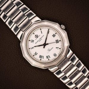 Baume & Mercier Riviera Ref. 5131.2 white Roman numeral dial and twelve-sided steel bezel on integrated bracelet