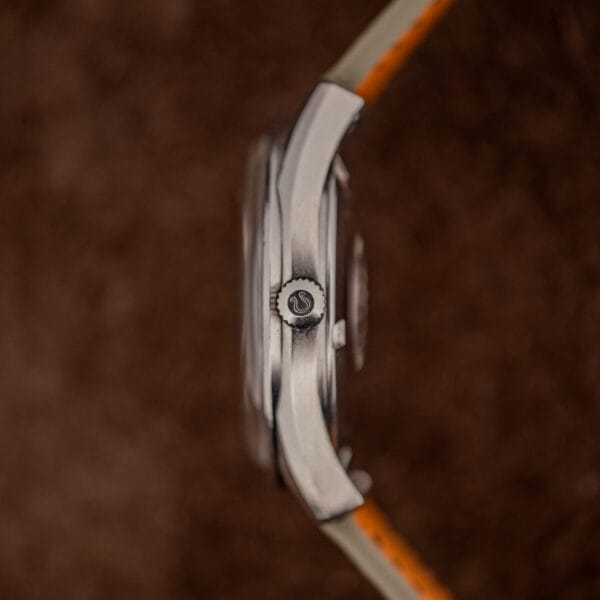 Omega Seamaster 168.022 stainless steel case profile with Omega signed crown at three