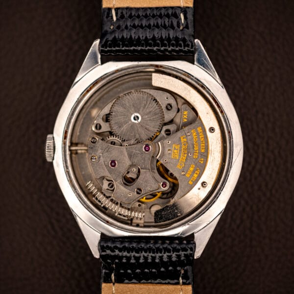 LeCoultre bumper caliber P813 automatic movement, 17 jewels, signed LeCoultre bridge with half-rotor