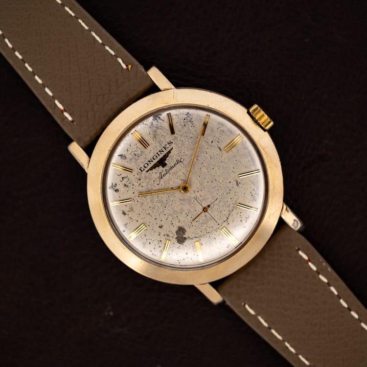 DSCF4592 Vintage Longines Automatic ref. 2264-1, speckled silver dial and mud grey strap in a gold filled case, top view