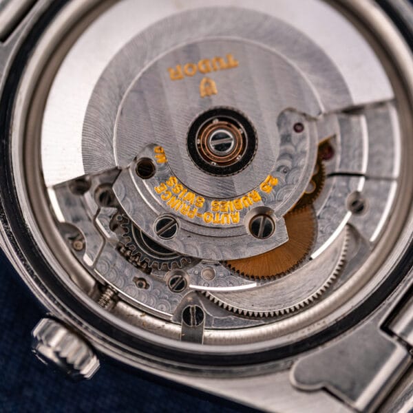 Tudor ETA 2824-2 bridge signed TUDOR, AUTO-PRINCE and 25 RUBIES SWISS in gold lettering