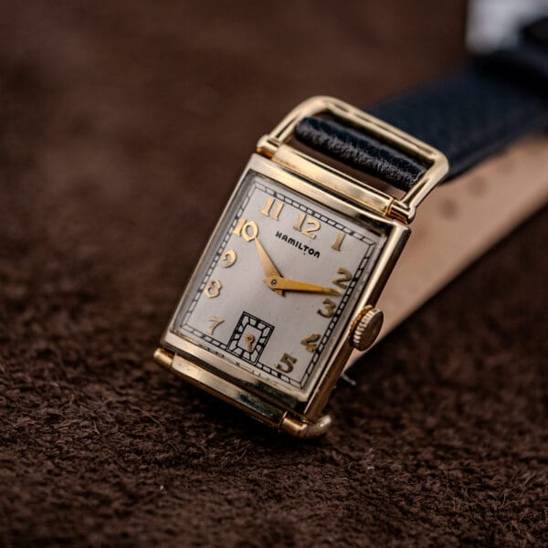 Hamilton Wilshire 982 standing upright, silvered dial with gold leaf hands and subsidiary seconds at six