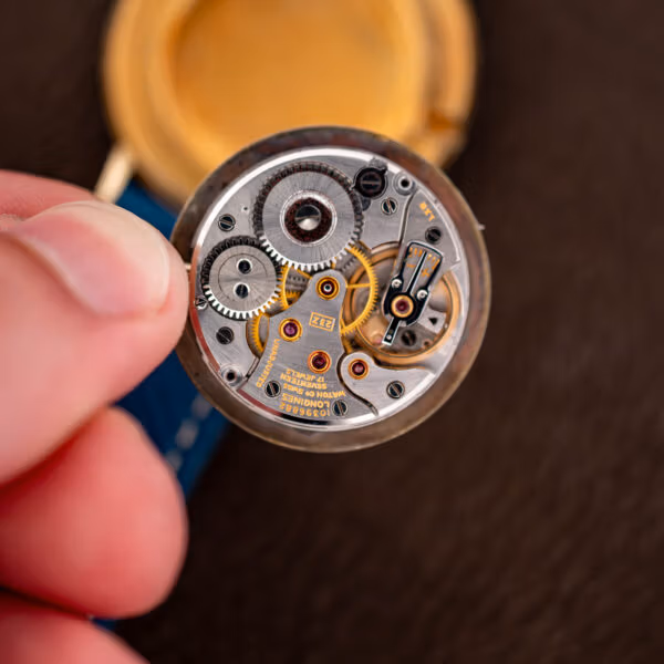 Longines caliber 23Z manual wind movement signed LONGINES WATCH Co Swiss, SEVENTEEN 17 JEWELS, UNADJUSTED