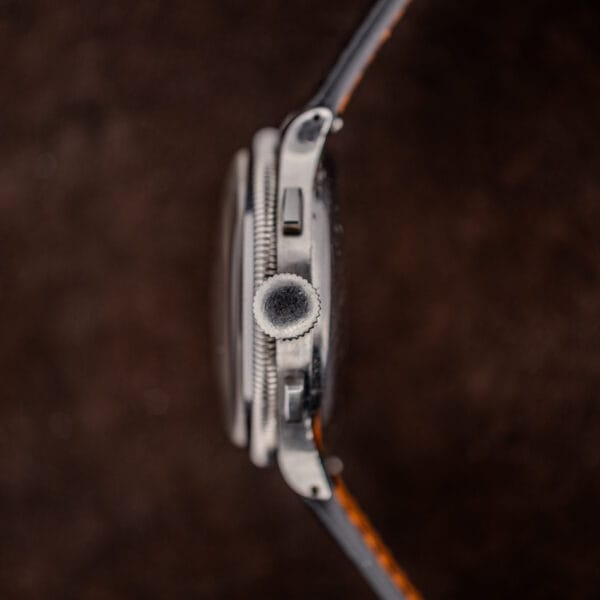 Benrus Sky Chief case profile showing coin-edged bezel, milled crown and rectangular chronograph pushers