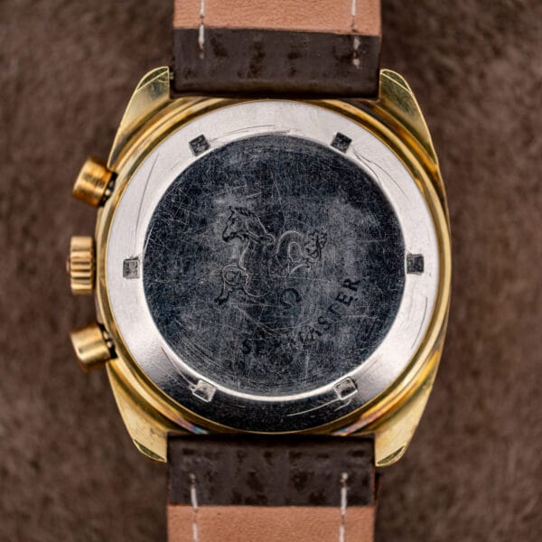 Steel caseback of the Omega Seamaster 176.007 engraved with the hippocampus and arced SEAMASTER stamping