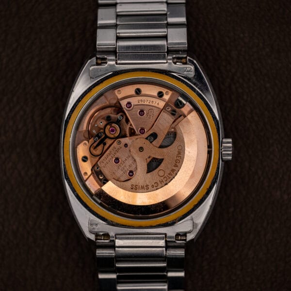 Omega caliber 751 gilt automatic movement, 24 jewels, serial 29072874, rotor signed OMEGA WATCH Co SWISS