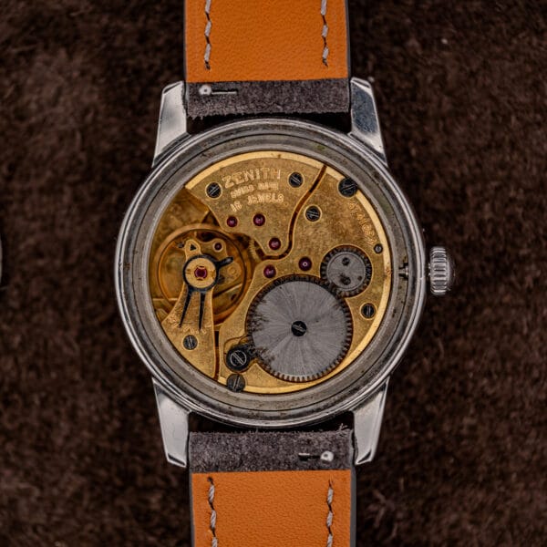 Zenith manual wind movement marked ZENITH SWISS MADE 18 JEWELS with exposed ratchet and crown wheels