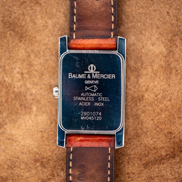 Hampton MV045120 caseback engraved BAUME & MERCIER GENEVE AUTOMATIC STAINLESS STEEL ACIER INOX with case number