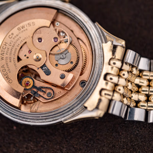 Omega Constellation 2852-9 SC movement showing 505 bridge stamp and partial serial on plate edge