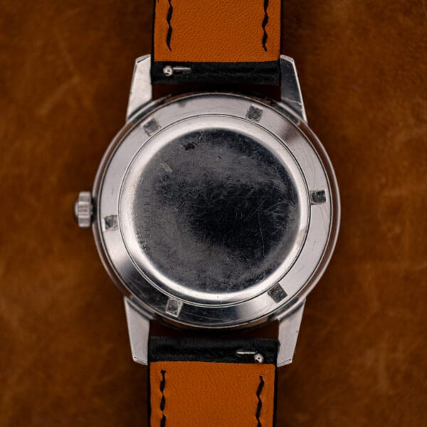 Girard Perregaux Gyromatic exterior caseback with six tool recesses and strap undersides