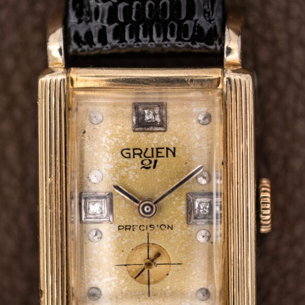 Gruen Precision 335/756 dial close-up with GRUEN 21 lettering and diamond markers at twelve, three and nine