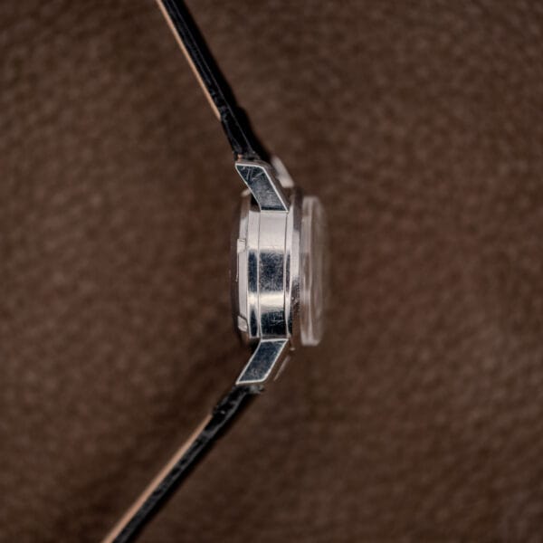 Opposite side of Ladymatic 11000 SC showing round case flank, angled lugs and crystal profile