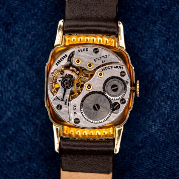 Hamilton 987A manual winding movement signed U.S.A. with seventeen jewels and serial number 0483863