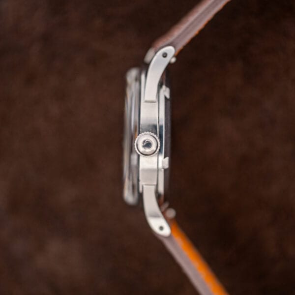 Omega signed crown and drilled lug ends on the side of Seamaster reference 2635-9 SC