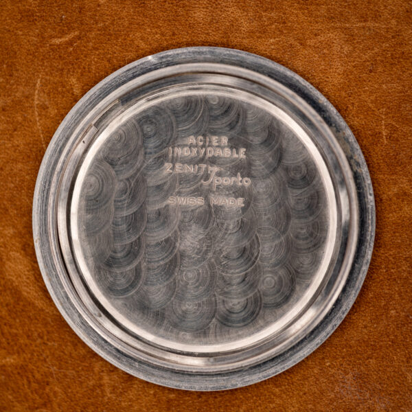 Zenith inner caseback with stainless steel marking, Swiss Made inscription and circular decorative finishing