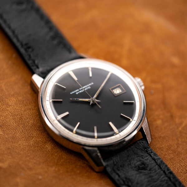 Girard Perregaux Gyromatic angled front view highlighting applied hour markers and straight projecting lugs